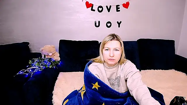 Incredible_Ariela élő XXX-chatje