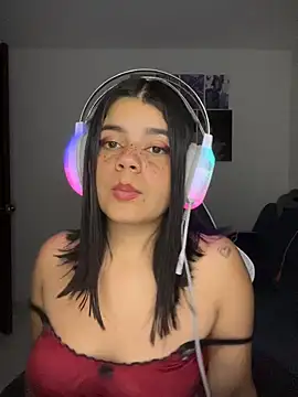 2Angela_: διαδικτυακό σόου στην κάμερα