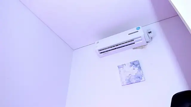 دردشة Roxy_Stonee الجنسية المباشرة