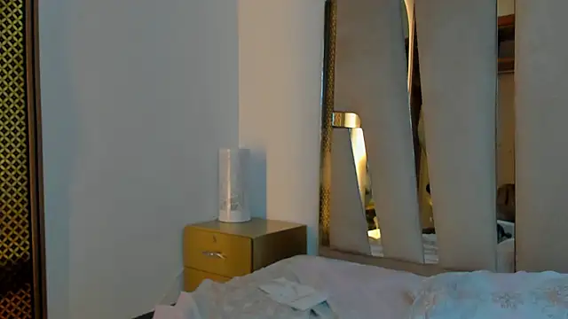 Chatroom XXX en direct de KarlieMoore