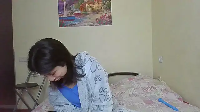 Онлайн чат XXX QueenMomyS