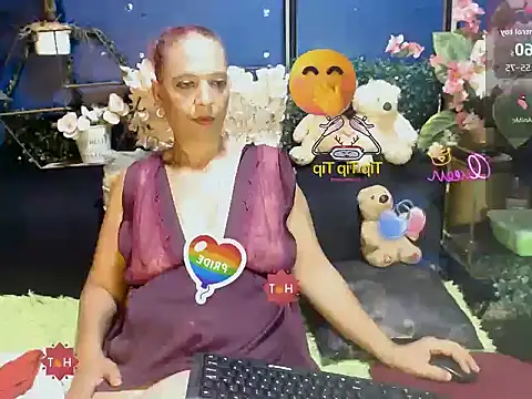 Hot_queen57 Adlı Modelin Canlı XXX Sohbeti