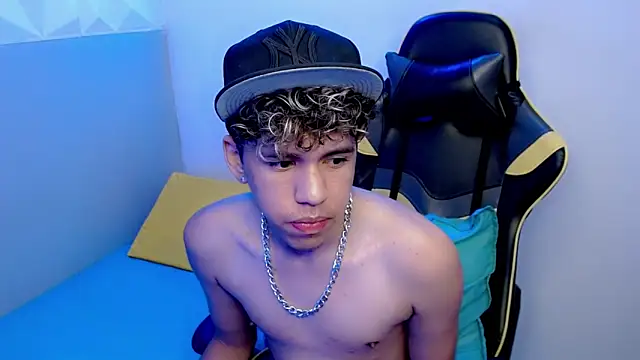 Big_boyss_'s Live XXX Chat