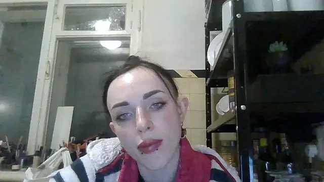 دردشة Trinsy_Love الجنسية المباشرة