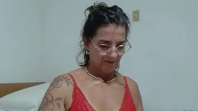 milf-sol élő XXX-chatje