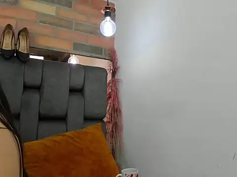 Chat XXX ao vivo de JESSYCORTES