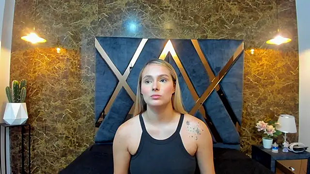 Chat +18 de Emmaa_white_ ao vivo