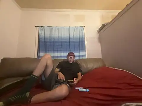 ThrowedWorldWide: онлайн-секс-чат