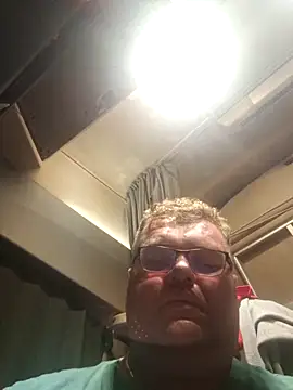 Chat XXX en directo de Tataurs