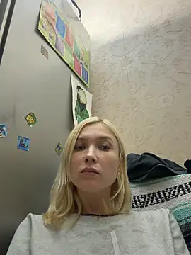 XXX chat uživo modela AngelJeni