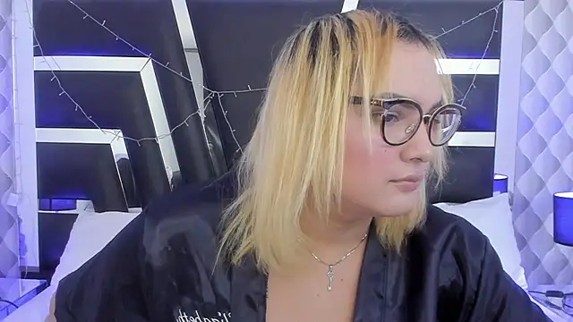 katya_kozlov's Webcam Show