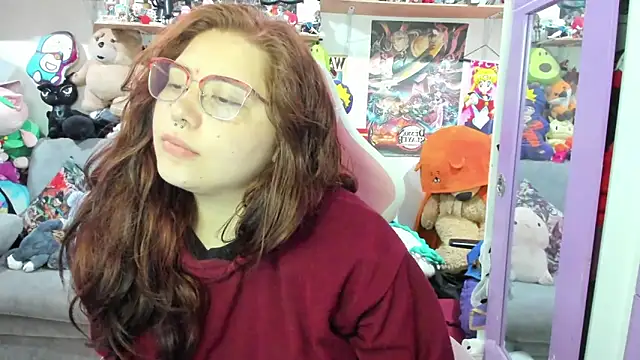 Онлайн чат XXX soficammy