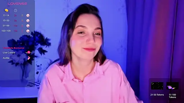 Онлайн чат XXX KindHazelHere_