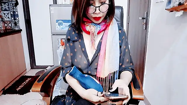 Miu-Le 라이브 XXX 채팅