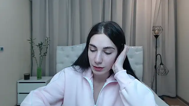 NikaStark_ 即時 XXX 聊天