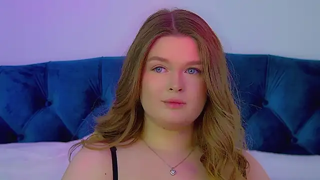 CrystalLyons: онлайн-секс-чат