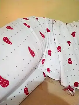 Dalou3a12 élő XXX-chatje