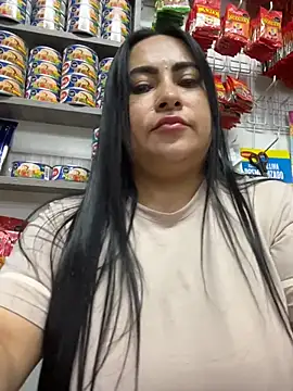 دردشة Miia_Jazmin الجنسية المباشرة