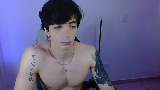 H3ll_B0I's Live XXX Chat