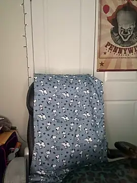 Онлайн чат XXX CharmingMaddie