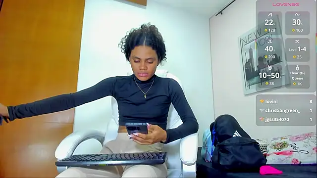 miiarod Chat XXX live