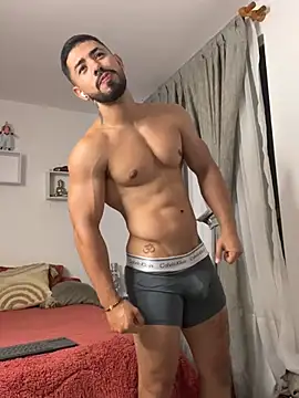 Ezzio_Scolaro Adlı Modelin Web Kamerası Şovu