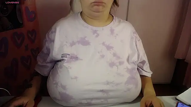 kattybbwbigboobs_ webcam show