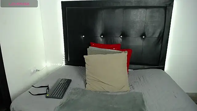 perla_stone_20 라이브 XXX 채팅