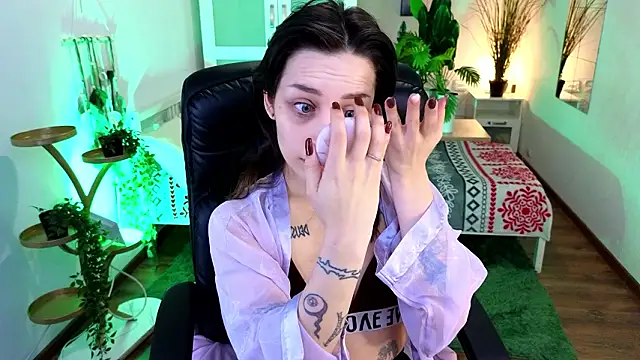 Marsy_xx: онлайн-секс-чат