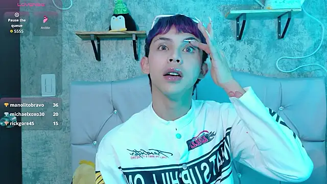 Prince_Apolo Show in webcam