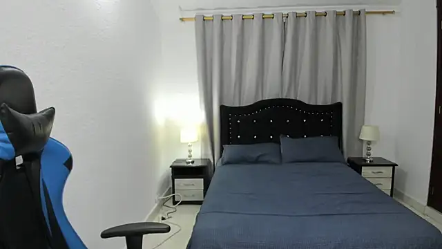 Debora_brown live XXX chat