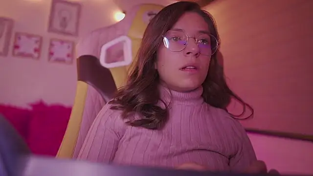 Онлайн чат XXX milly_kenner