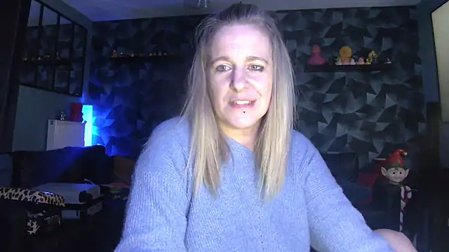 Delichieuse5 Live XXX Chat