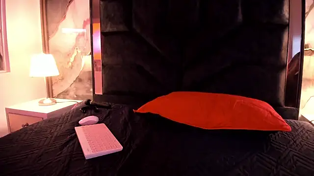 Chat +18 de SusanVilla ao vivo