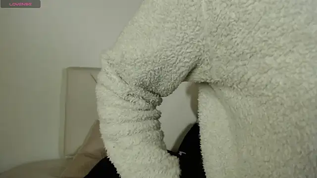 Chat +18 de Zaaida_ ao vivo