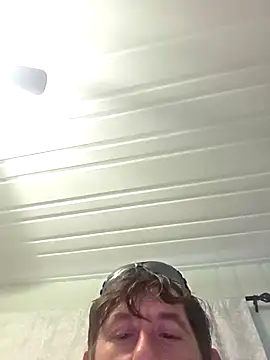 Heavyhung14u Show in webcam