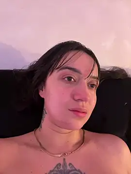 EmmyEvans1: απευθείας συνομιλία ΧΧΧ