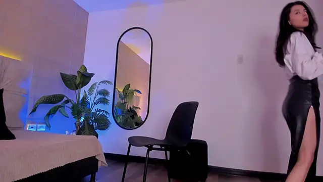 NanakoDollxのライブXXXチャット