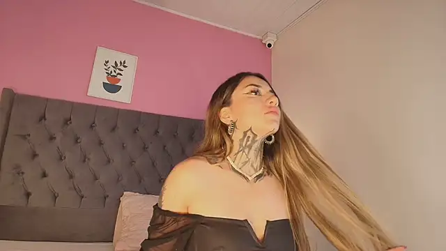 Alistoker Adlı Modelin Canlı XXX Sohbeti