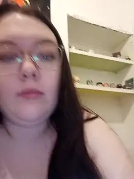 Sexycurvyemilyy's Live XXX Chat