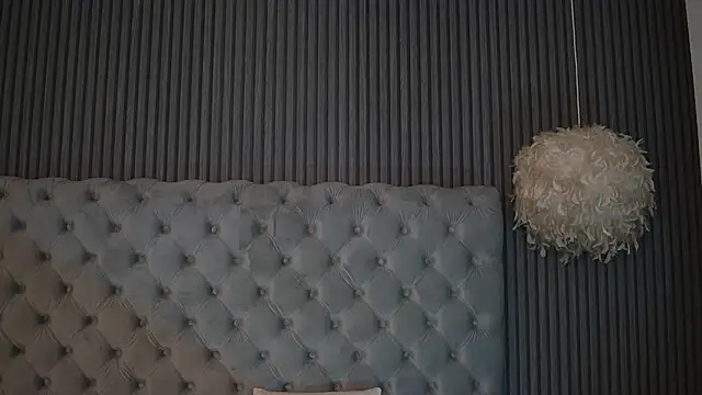 AmelyNoir's Live XXX Chat