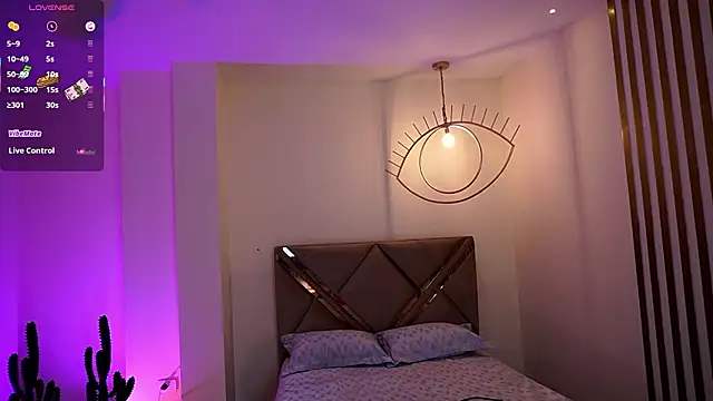 AliceHarper_ élő XXX-chatje