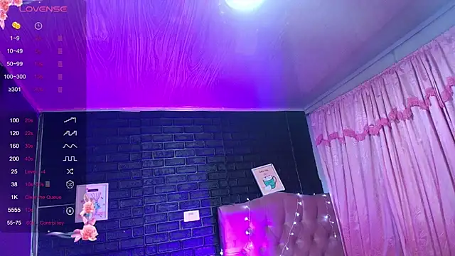 loren_tits24: онлайн-секс-чат