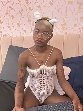 amber-hill's Live XXX Chat