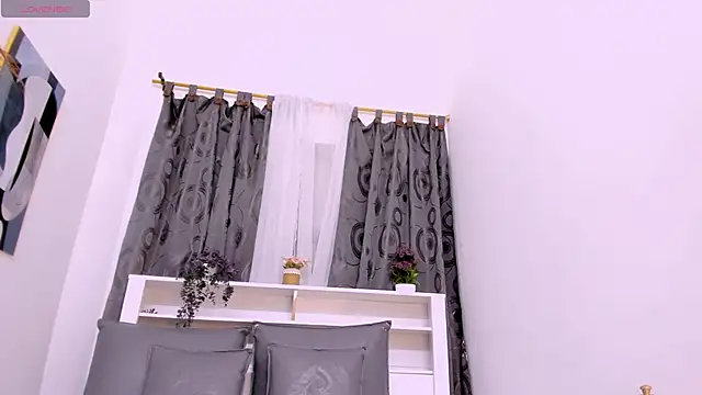 Mistt_Mia's Live XXX Chat