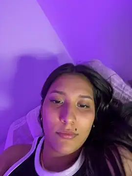 IsabellaJoness_: онлайн-секс-чат