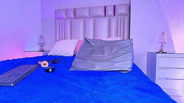 alanarose18: απευθείας συνομιλία ΧΧΧ