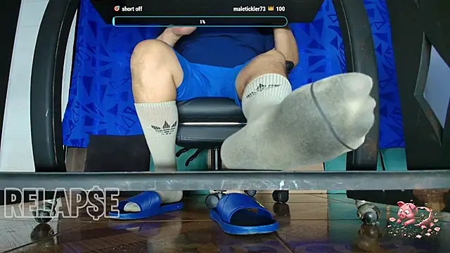 Alphacashmaster777's Live XXX Chat