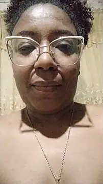 ChanneldelaCroix Chat XXX in diretta