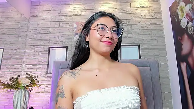 LanaRouse's Live XXX Chat